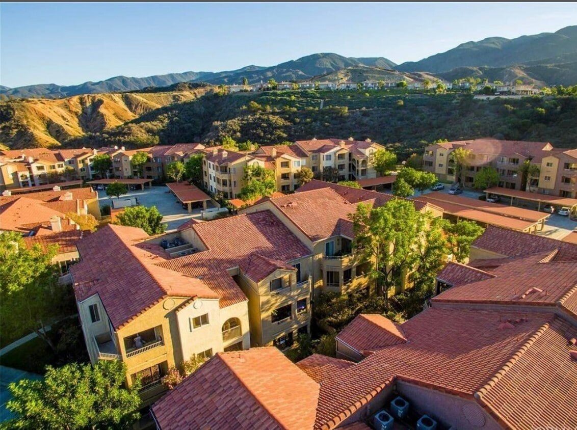 2505 San Gabriel Way Unit 203, Corona, CA 92882 Condo for Rent in