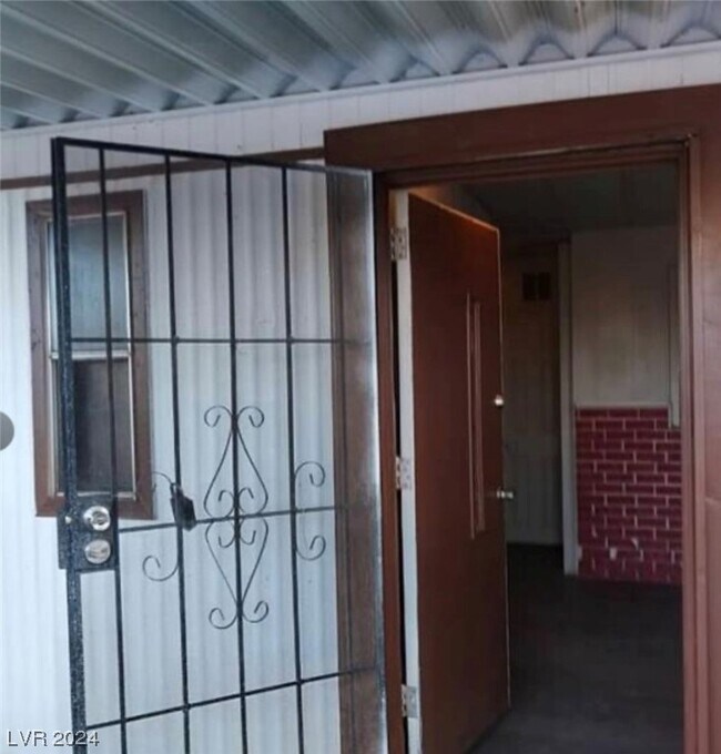 Foto del edificio - 367 MacFarland Ave