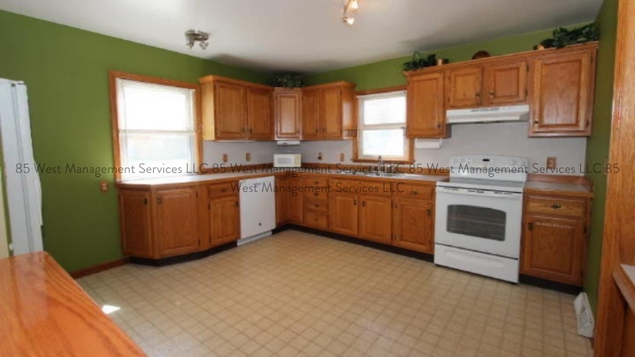 Primary Photo - 259 Leyden Ave SW