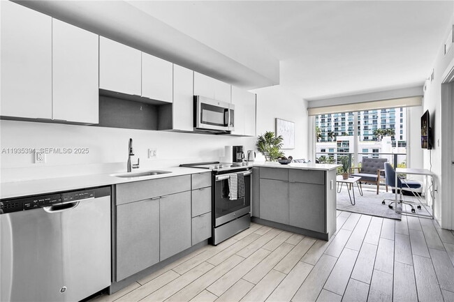 Foto del edificio - 321 NE 26th St