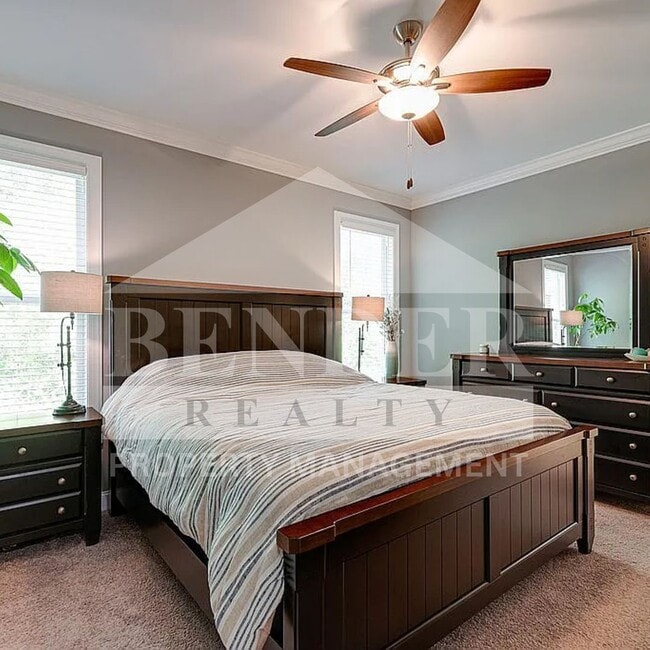 Building Photo - Beautiful Like New Home in Ooltewah