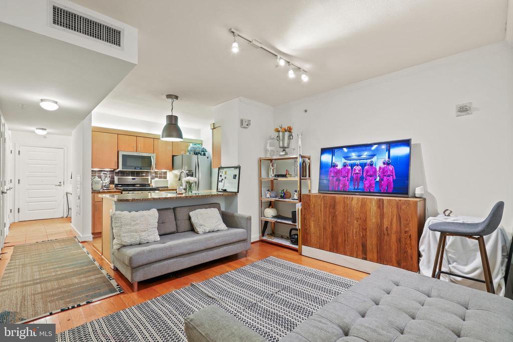 Foto principal - 616 E St NW