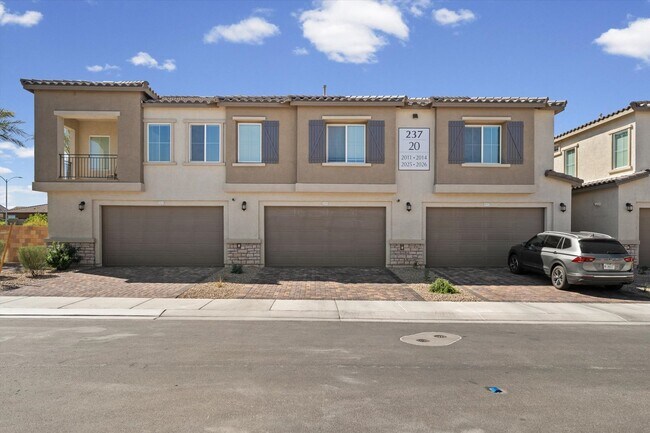Foto del edificio - 237 Callen Falls Ave