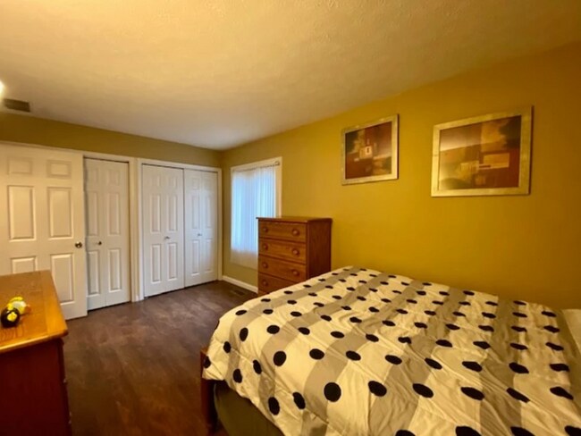 Foto del edificio - 9578 S Lake Ridge Dr