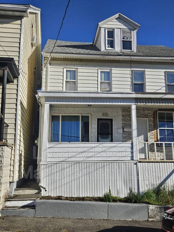 Building Photo - 899 W Coal St