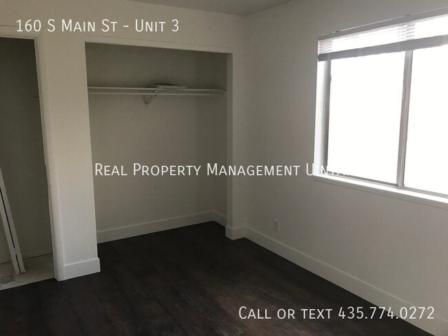 Building Photo - Rosewood Apartments 160 W Main St #3 Roose...
