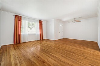 Building Photo - 1124 Springrock Ln