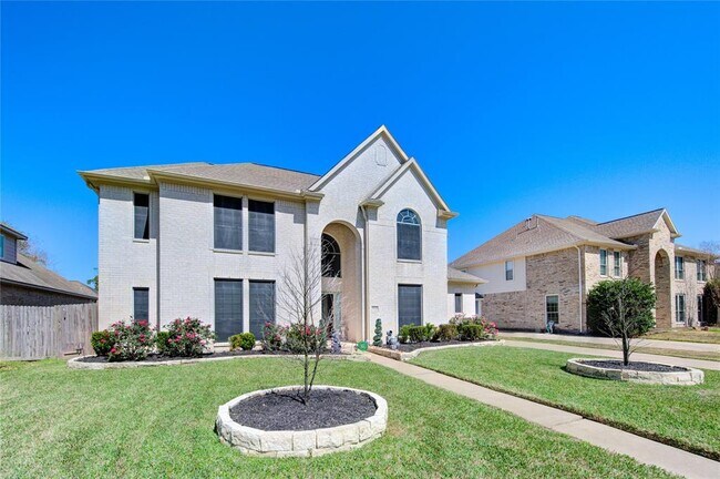 Foto del edificio - 9114 Memorial Hills Dr