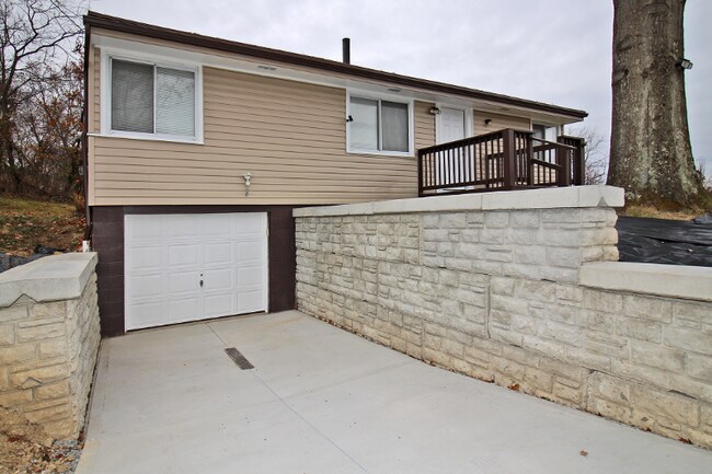 Foto del edificio - 322 Hays Rd