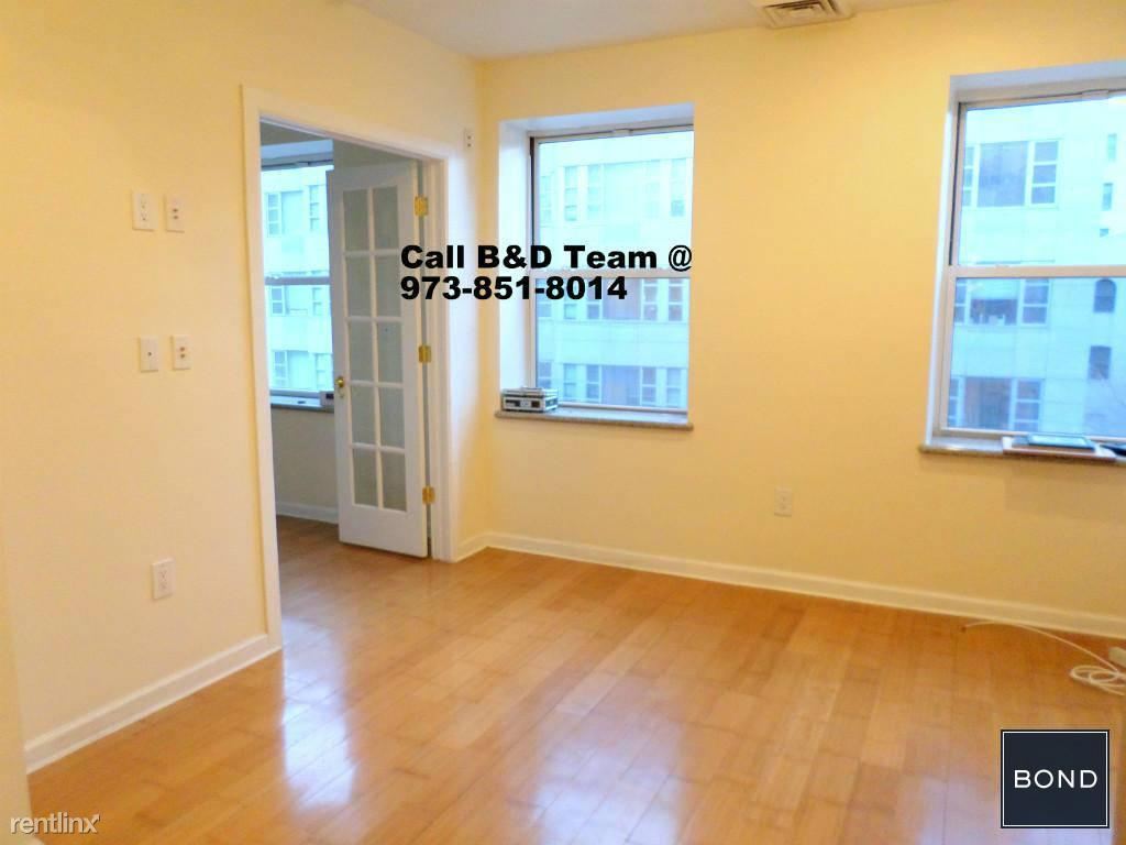 Primary Photo - 215 E 3rd St