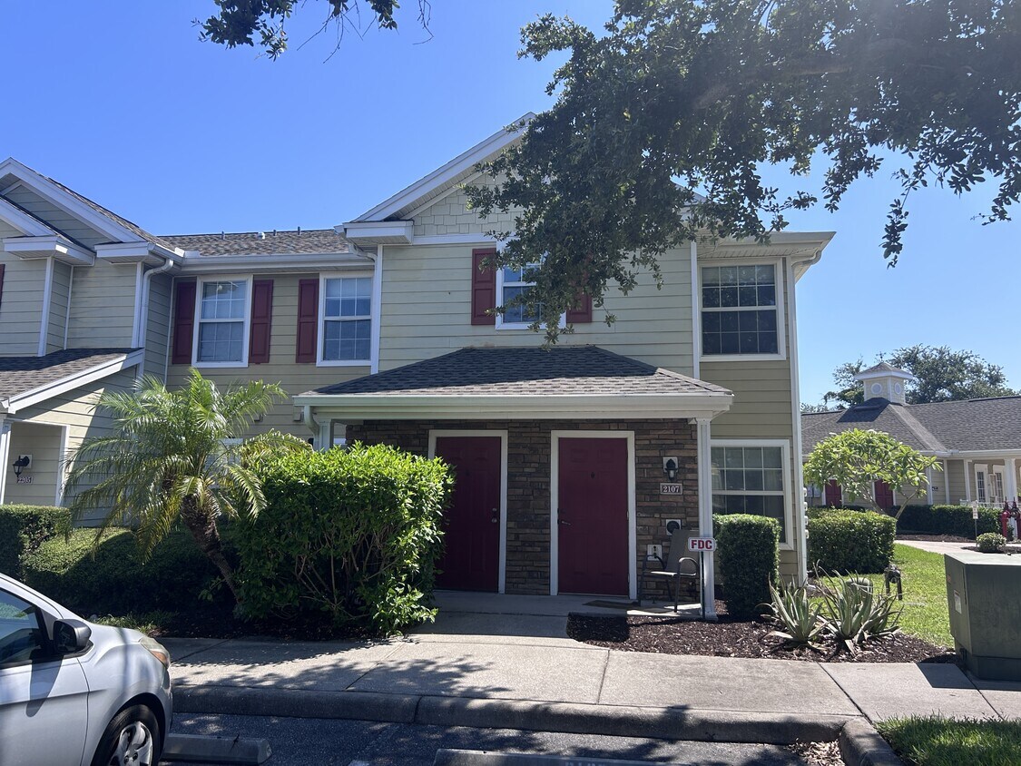 Foto principal - 4850 51st St W