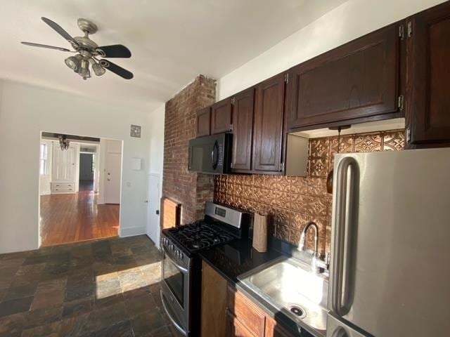 Building Photo - 253 8th St
