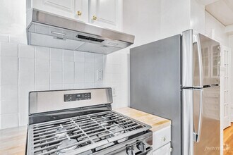 Building Photo - 570 O'Farrell St