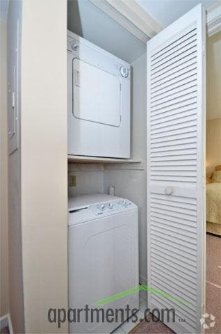 In-unit Laundry - Valley Stream Village Apartments