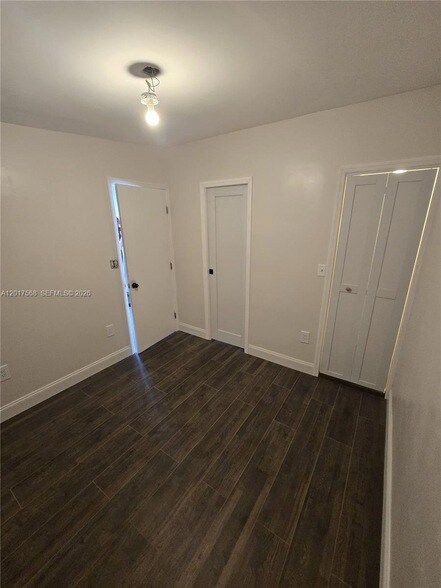 Foto del edificio - 6221 SW 2nd St