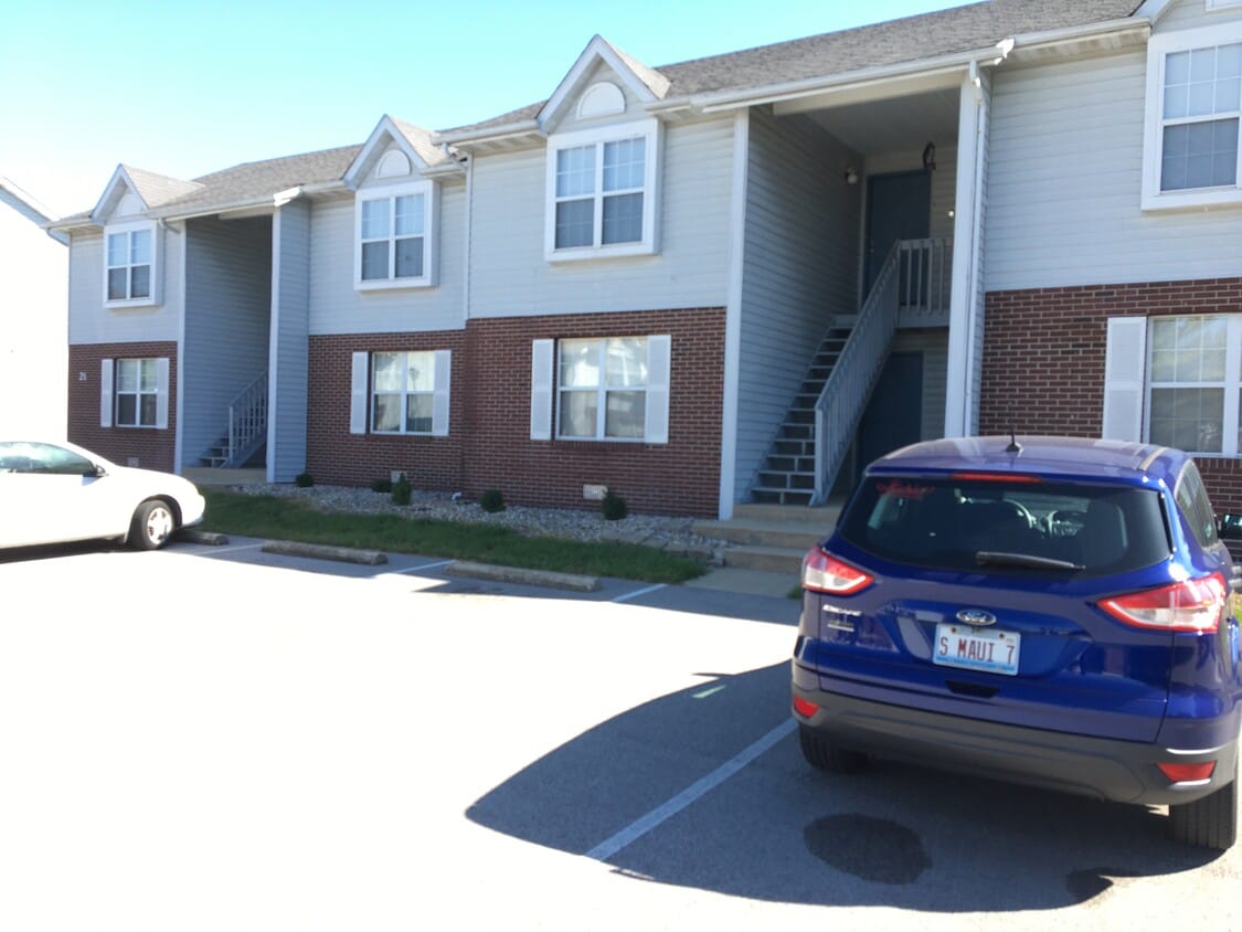 21 Junction Dr W Unit Apt.5, Glen Carbon, IL 62034 Apartments in Glen