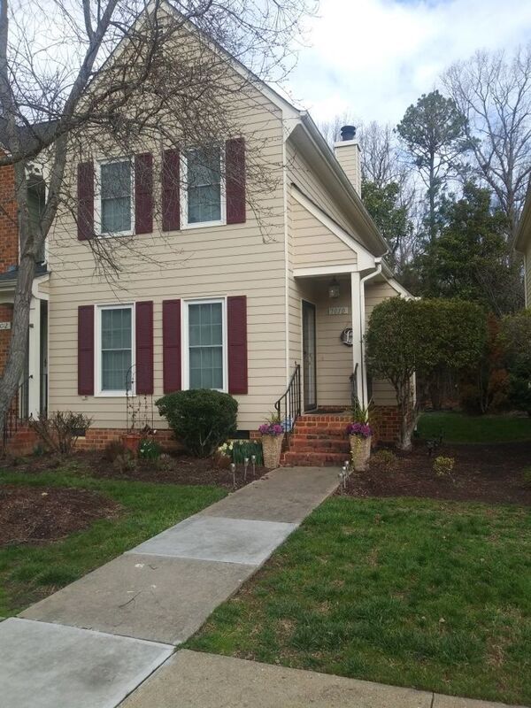 Primary Photo - 7010 W Fox Green