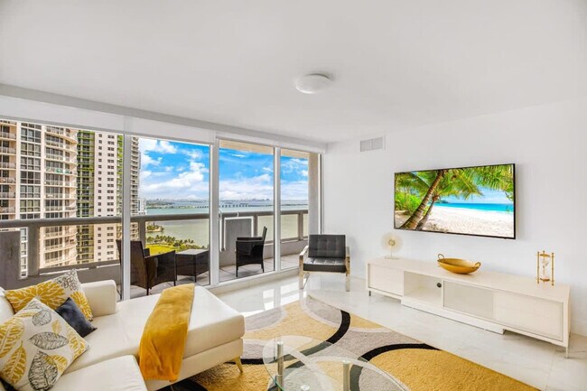 Foto del edificio - 1717 N Bayshore Dr