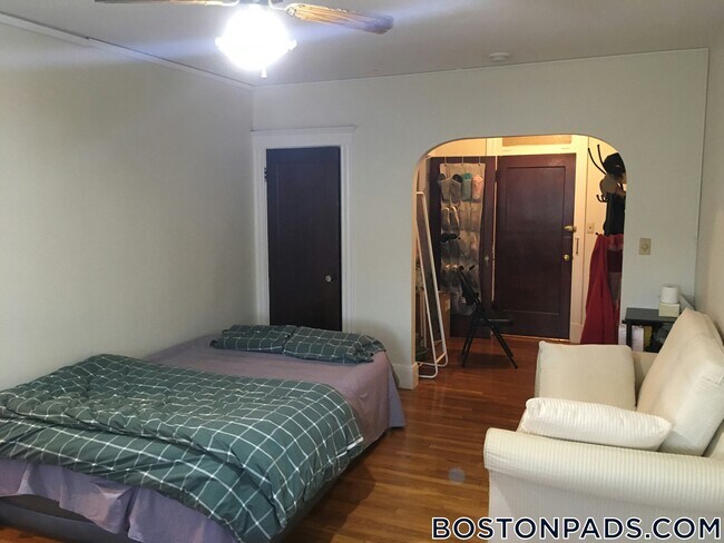 Foto del edificio - 349 Pleasant St