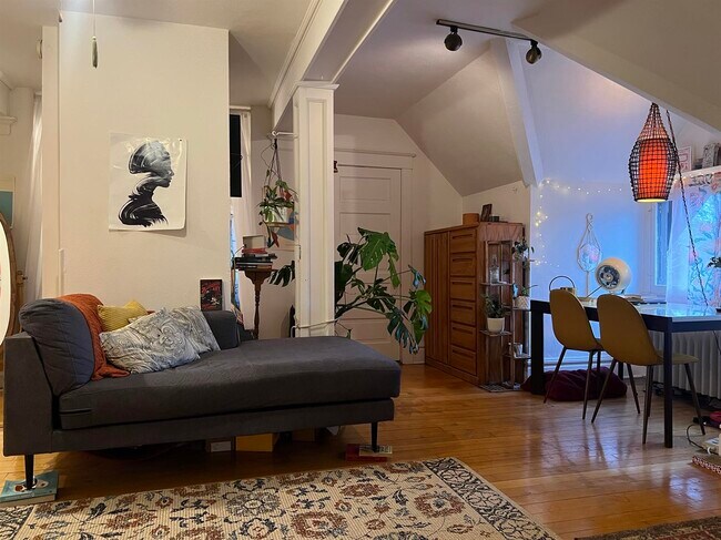 Foto del edificio - 429 Douglas Ave