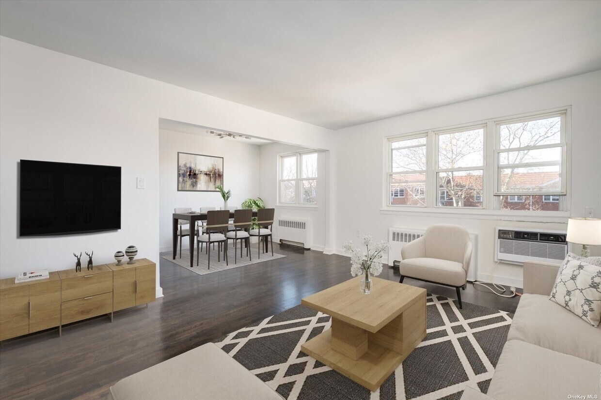 Foto principal - 32-17 75th St