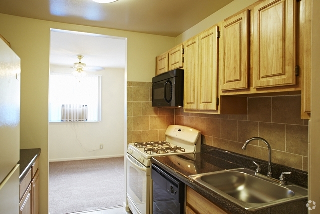 Kitchen - Alexandria Apartments