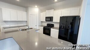 Foto del edificio - 612 Waterway Ave