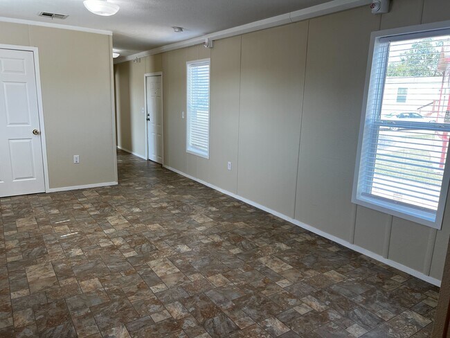 Foto del edificio - 709 N Collins Fwy