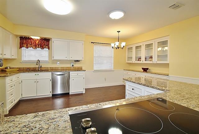 Foto del edificio - 1610 Alexander Dr