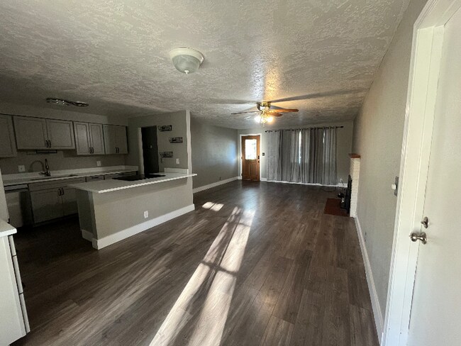 Foto del edificio - 1012 Whitman Ct