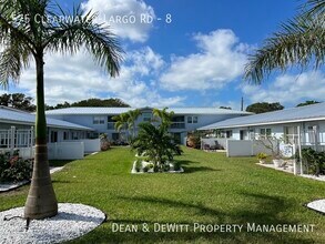 Building Photo - 575 Clearwater Largo Rd