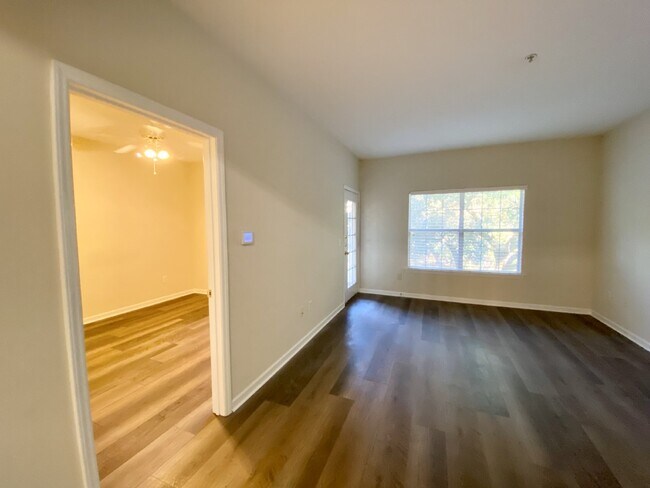 Building Photo - One Bedroom Condo for Rent on Hilton Head ...