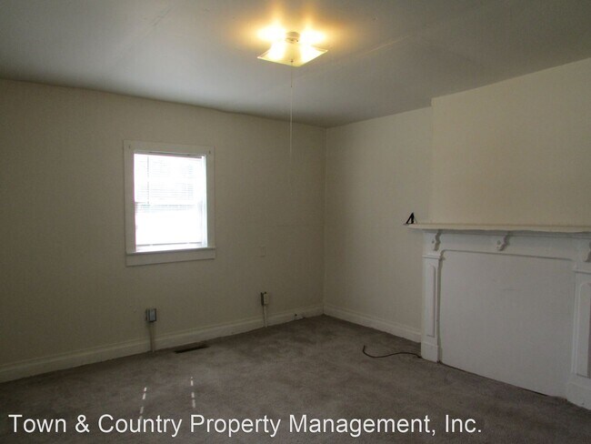 Building Photo - 3 br, 1 bath House - 1159 Flatwood Rd
