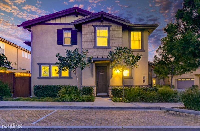 Primary Photo - 3 br, 2.5 bath Condo - 2263 Flatiron Way