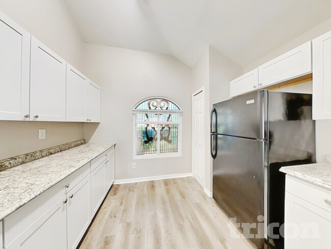 Building Photo - 1330 Gangplank Dr
