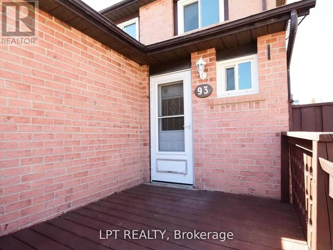 Building Photo - 93 Martindale Crescent