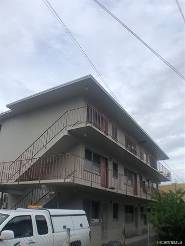 Primary Photo - 1046 Wong Ho Ln