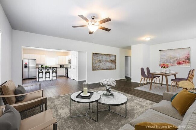 Foto del edificio - 9112 Sunrise Crk Dr