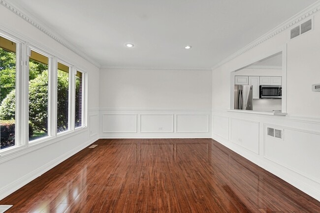 Foto del edificio - 3252 87th St