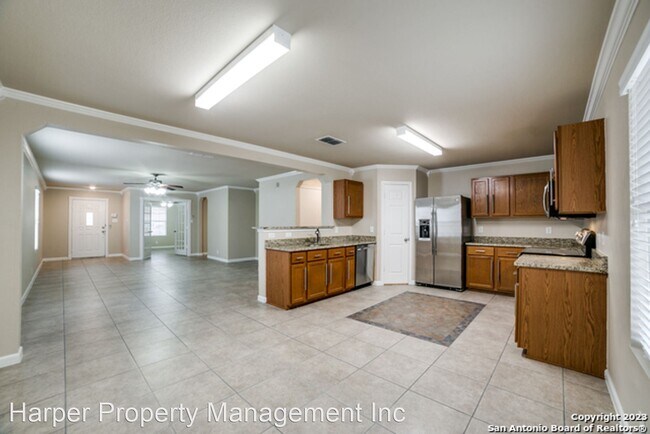 Building Photo - 3 br, 2 bath House - 10818 Rivera Cove