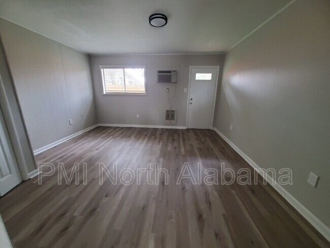 Foto del edificio - 3815 Mc Vay St SW