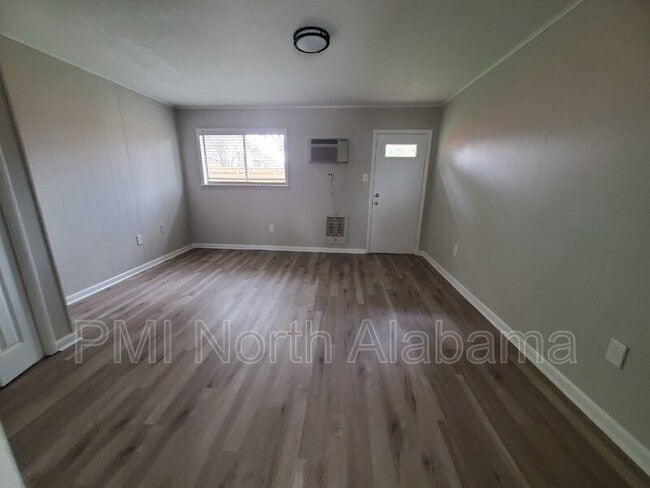 Building Photo - 3815 Mc Vay St SW