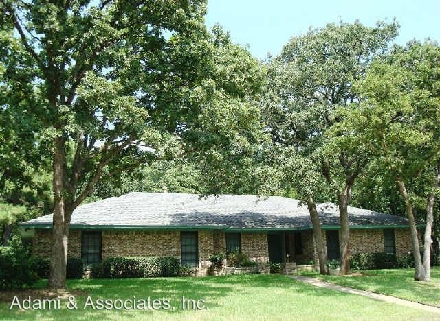 Primary Photo - 4 br, 2 bath House - 3 Highview Court