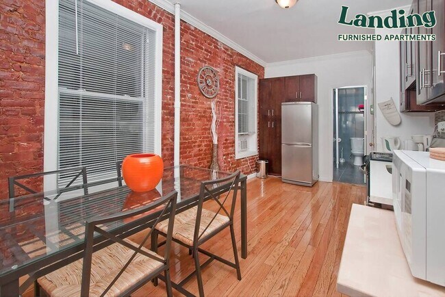 Foto del edificio - 320 E 109th St