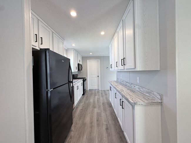 Building Photo - 52780 S Zacharias Ct