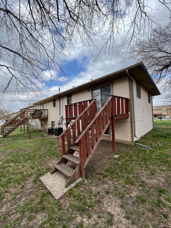 Foto del edificio - 3 Bedroom Duplex