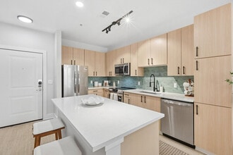 Building Photo - Noho Flats