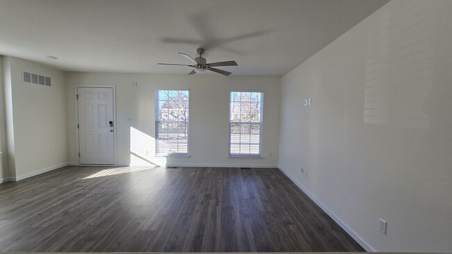 Foto del edificio - 330 Fall Harvest Parkway