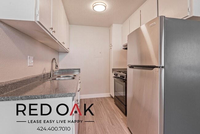 Foto del edificio - 13325 Heacock St
