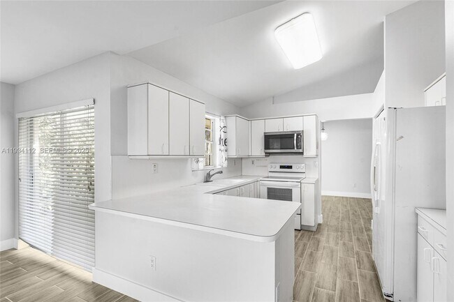 Foto del edificio - 21343 SW 94th Ct